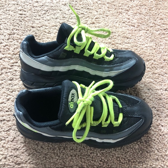 Nike Air Max 95 Black Volt (GS) - Picture 1 of 12